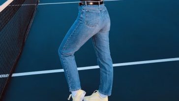 Chic Ways to Style High-Rise Jeans with Cropped Tops 2025