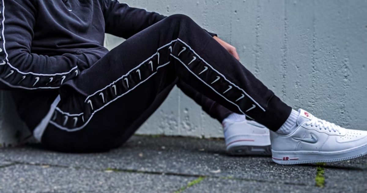 Powerful Jogger Trends Defining Streetwear in 2025